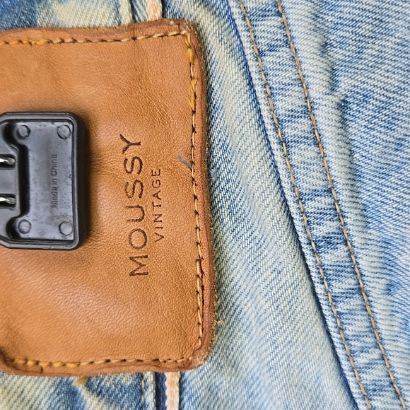 Moussy Vintage Howa Denim Shorts Size 30 - Picture 5 of 8